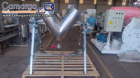 Misturador em V 100 litros em a�o inox